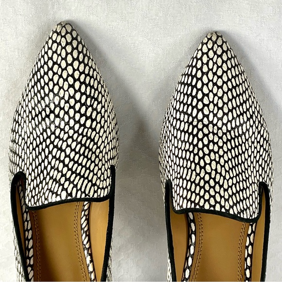 Tory Burch Snake Skin Pointed Toe Loafers Size 8 - Picture 3 of 10